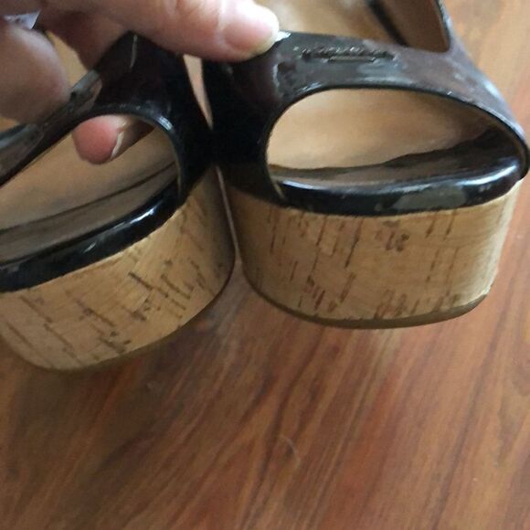 Coach patent leather and cork wedges size 9.5 black - Picture 15 of 15